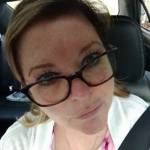 Meet your Posher, Maxine